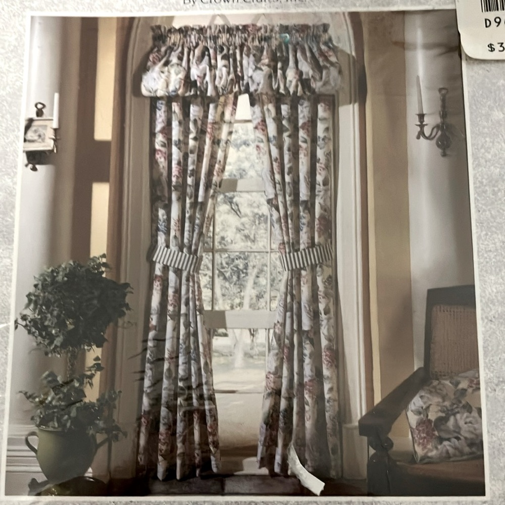 GARDEN GABLES 84” unlined Drapes Distinctive Designs by Brown Crafts Inc.
